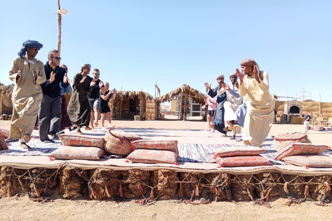 Hurghada: przejażdżka na wielbłądzie w obozie BADU, kolacja i obserwacja gwiazd