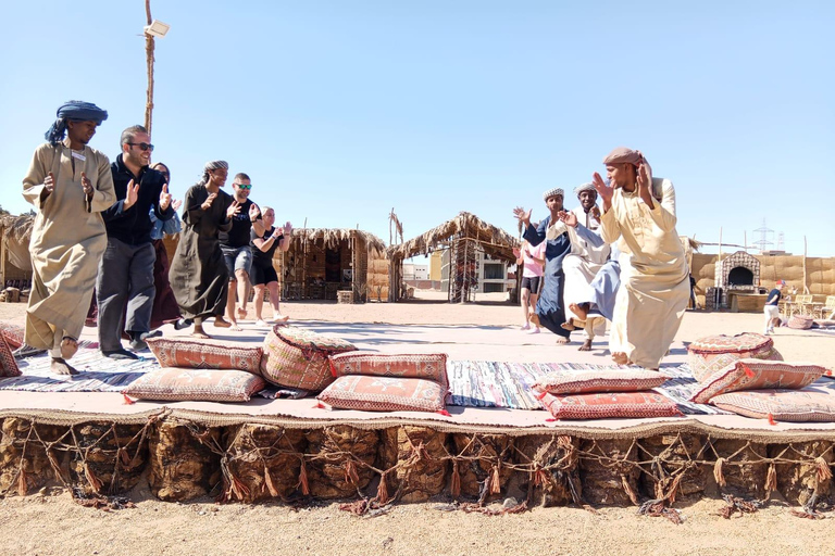 Hurghada: przejażdżka na wielbłądzie w obozie BADU, kolacja i obserwacja gwiazd