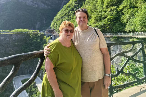 Zhangjiajie: 6-Day Private Tour with Phoenix Ancient Town