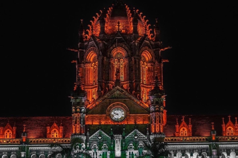 Bombay: Visita nocturna de la ciudad con cena y transporte