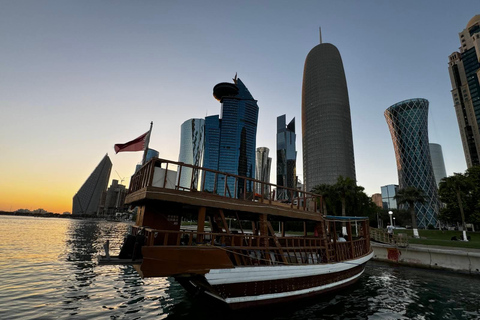 الدوحة: رحلة بحرية مسائية على متن قارب شراعي مع إطلالات بانورامية على الأفقالدوحة: رحلة بحرية على م