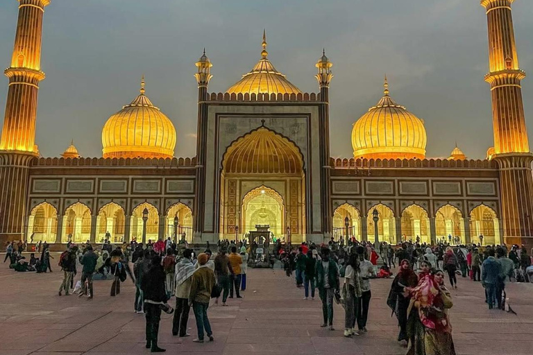 Delhi by Night: Private 3-Hour Luxury Car Tour Tour with a Guide Service Only