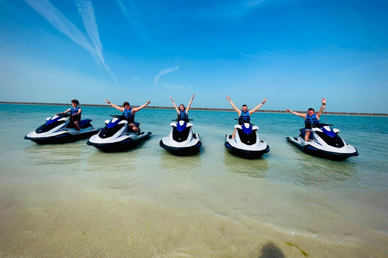 Abu Dhabi: Jet Ski Experience at Radisson Blu 60MIN: Guided Jet Ski Experience at Radisson Blu Abu Dhabi