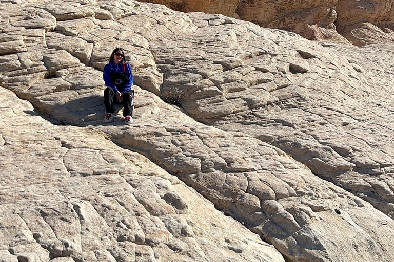 Las Vegas: Red Rock Jeep Tour with Hotel Pickup