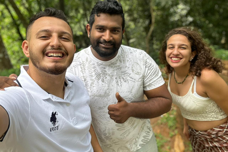 Desde Kandy Excursión en Tuk Tuk por las Rocas de Sigiriya y Pidurangala