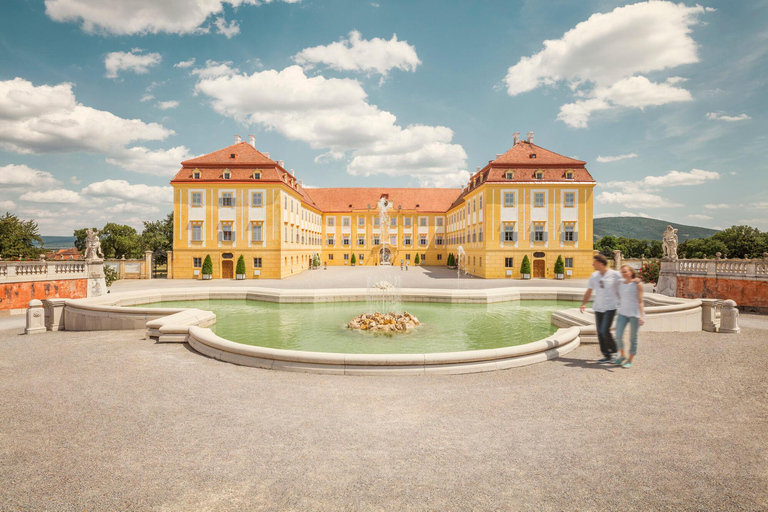 From Vienna: Melk Abbey and Schloss Hof Day Trip