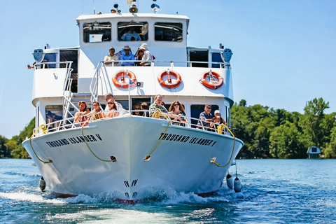 Gananoque: 1000 Islands Cruise & Optional Boldt Castle Entry 3-Hour Cruise from Gananoque