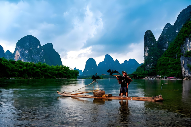 From Guilin: Li River Rafting, Fishing & Xianggong Hill Tour