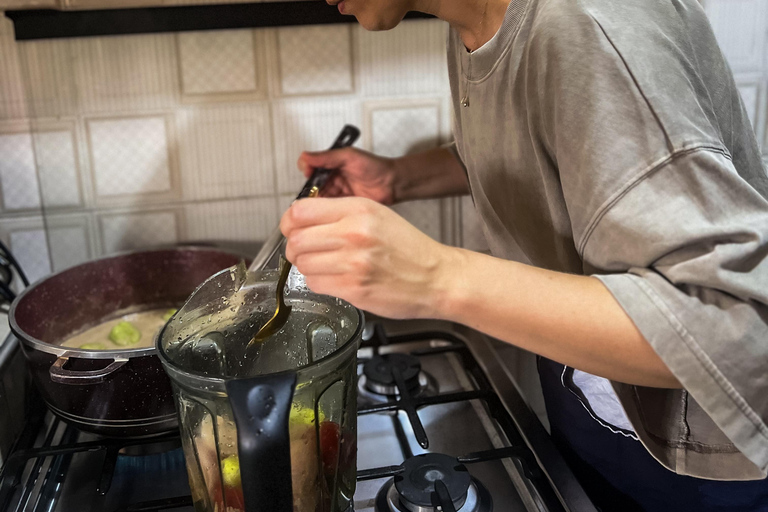 Accra: Market Tour and Cooking Class