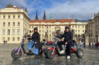 Große Stadtführung auf dem Elektro-Dreirad in Prag - Live geführte Tour