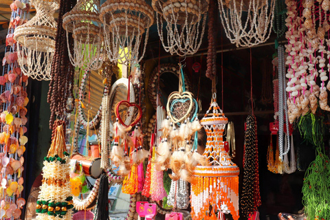 Jaipur's Artisan's Trail: A Walking Tour with Local Artisans