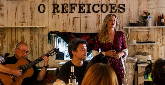 Porto: Traditional Fado Night with Portuguese Dinner