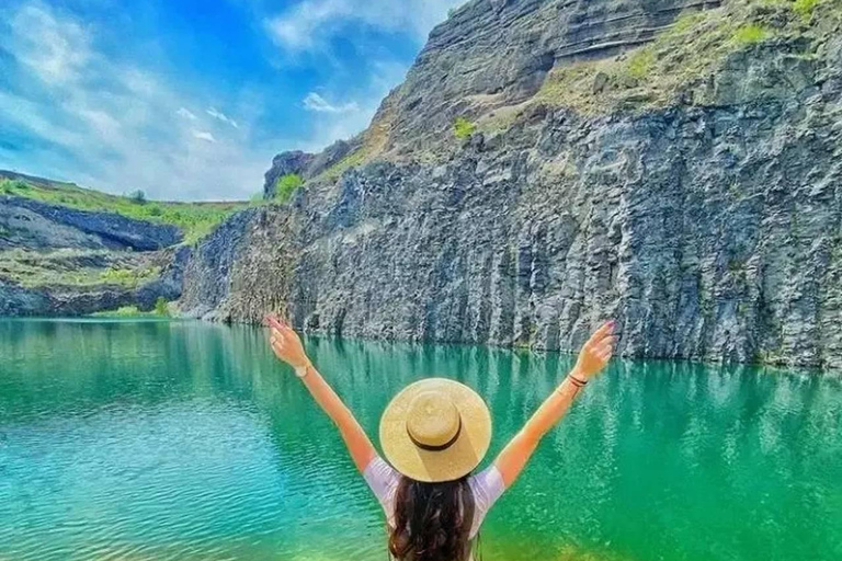 Brașov: Racoș Country Day Trip with Snacks and Wi-Fi