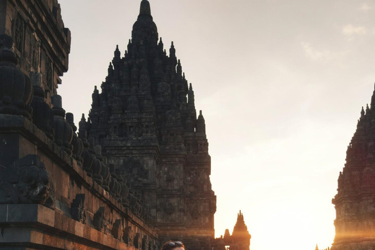 Yogyakarta: Prambanan Sunset & merapi lava view experience