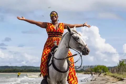 EXCURSIÓN A CABALLO EN LA PLAYA DE CARTAGENA