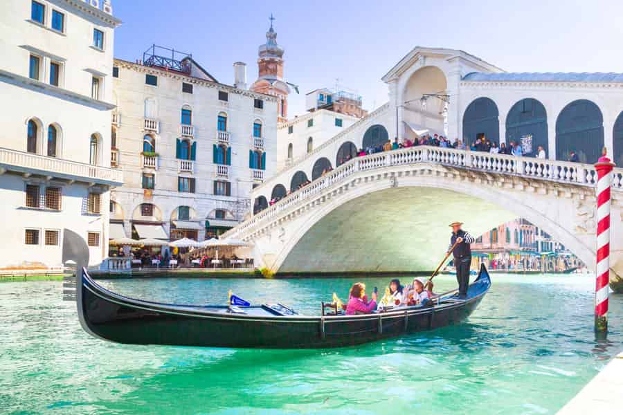Venedig: Private Gondelfahrt für bis zu 5 Passagiere. Foto: GetYourGuide