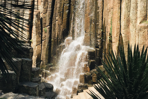 From CDMX: Experience the magic of mining towns and basaltic prisms Experience the magic of the mining towns and basaltic prisms from CDMX.