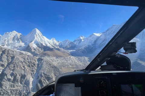 Katmandou : survol du camp de base de l'Everest en hélicoptère