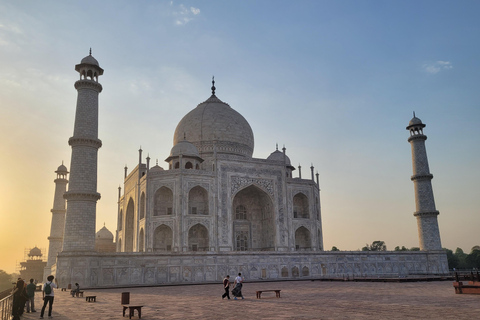 From Delhi: Agra Day Trip with Taj Mahal and Agra FortAC Car and Tour Guide Service Only