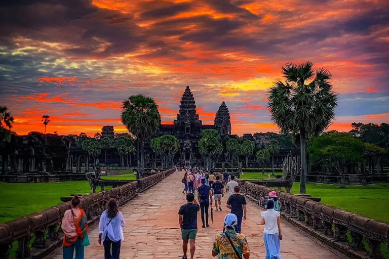 بنوم بنه: جولة فنون الشارع والطعام مع خدمة التوصيل والبيرة