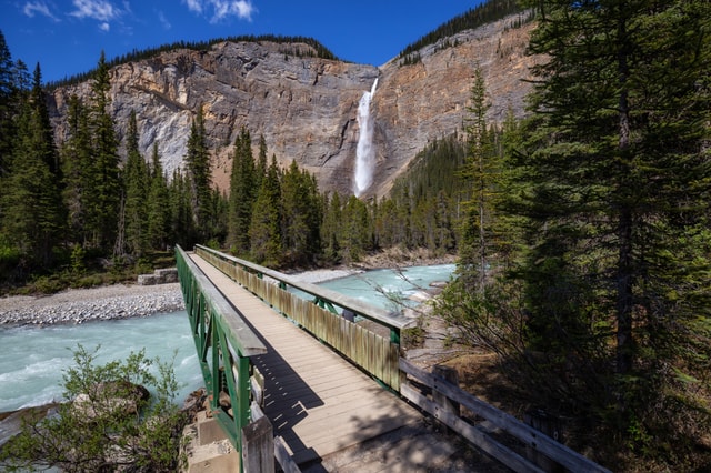 From Banff: Visit Emerald Lake, Moraine Lake, & Lake Louise.