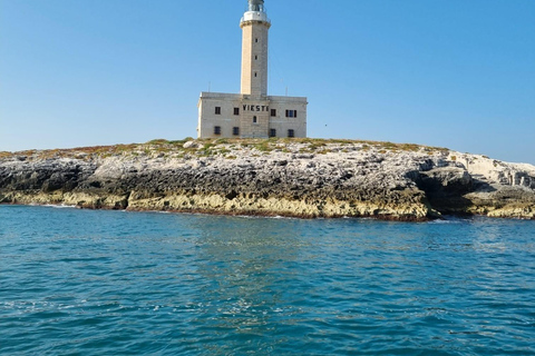 Vieste: South Coast Boat Excursion with a Swim Stop Vieste: South coast boat excursion with swim stop