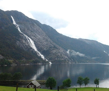 Stavanger: Trip naar de Langfoss en Latefoss watervallen