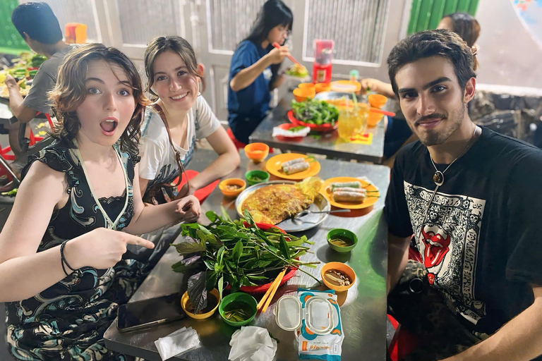 Saigon Back-Alley Scooter Food Tour with Local Students