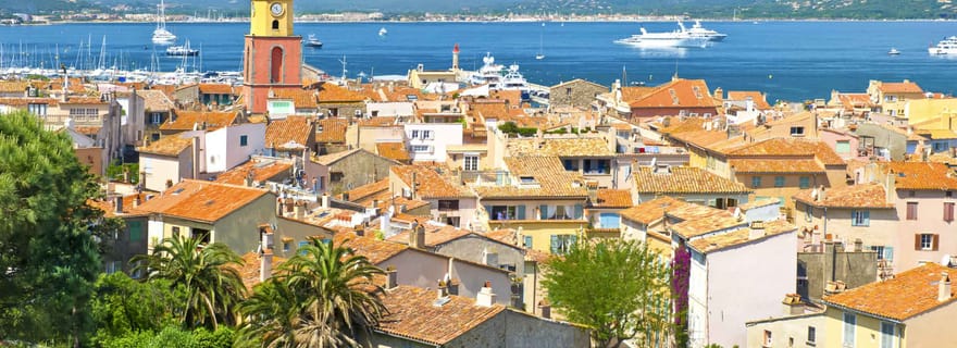 Journée en Provence, Saint-Tropez Village de Grimaud Dégustation de vins