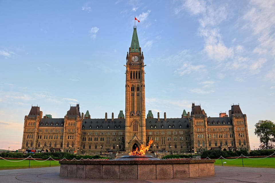 Ottawa: Hop-On Hop-Off Guided City Tour Pass | GetYourGuide