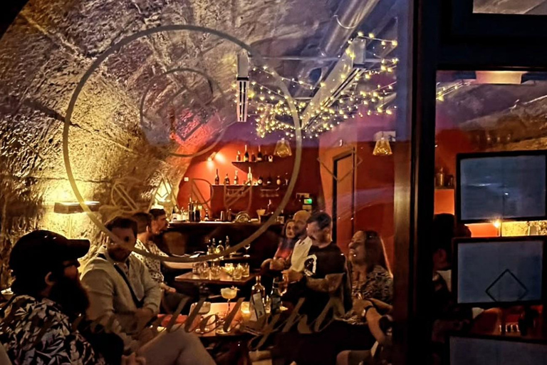 Edinburgh: English Wine and Scottish Cheese Tasting Number of People