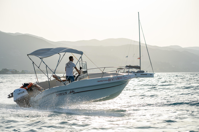 Zakynthos: Private Boat Cruise with Drinks Zakynthos: 4h Private Cruise - North side