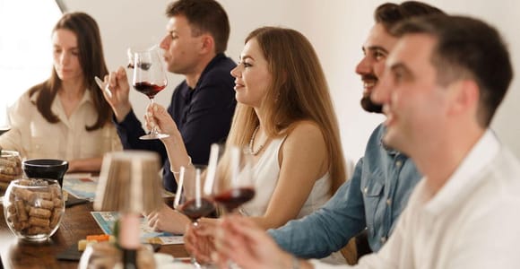 Nice: Interactive French Wine Tasting. 8 Wines and Cheese