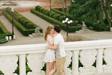 Tbilisi: Film Photography Tour for Couples