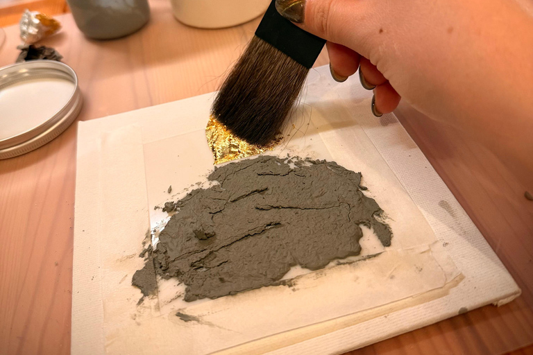 Frankfurt | Gold-textured art on canvas, framed with wine & music Frankfurt | Structural Art with Gold on Canvas, framed with Wine & Music