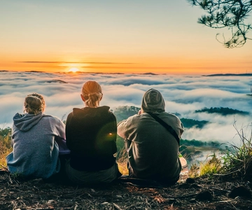 Dalat: Cloud Chasing packaged hike - Sunrise Pickup Included