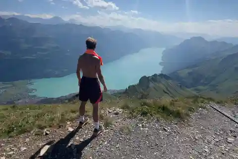 Brienz: Summit the Brienzer Rothorn with a Swiss Triathlete