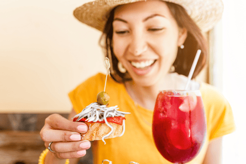 Barcelona: Speakeasy, Explore Hidden Bars with Tapas