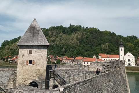 From Zagreb: Jasenovac Memorial Museum and Hrvatska …