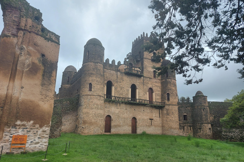 Äthiopien: 17-tägige Tour durch Gondar, die Simien Mountains und mehr