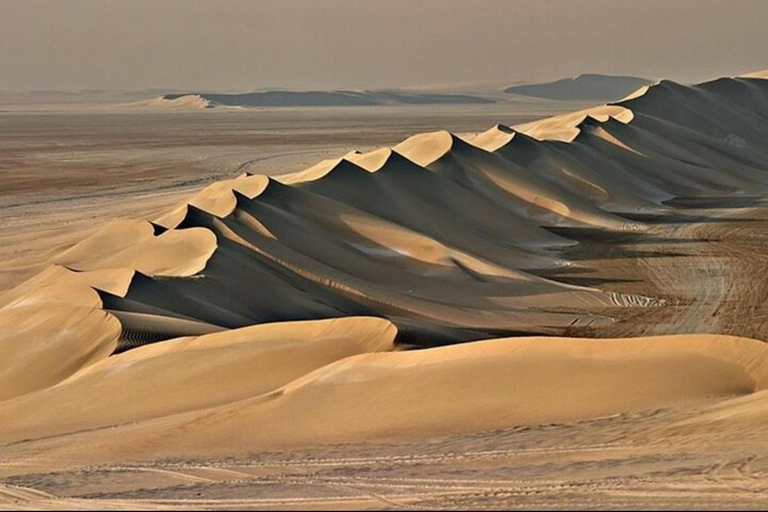 رحلات سفاري في الكثبان الرملية الذهبية في قطر، وركوب الجمال، والتزلج على الرمال، والبحر الداخليجو