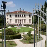 Biglietto d'ingresso tra gli affreschi di Tiepolo a Villa Valmarana ai Nani