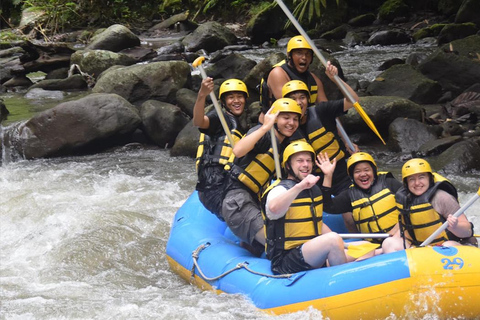 Ubud Rafting avec transfert à l&#039;hôtel et déjeunerUbud Rafting avec lieu de rendez-vous