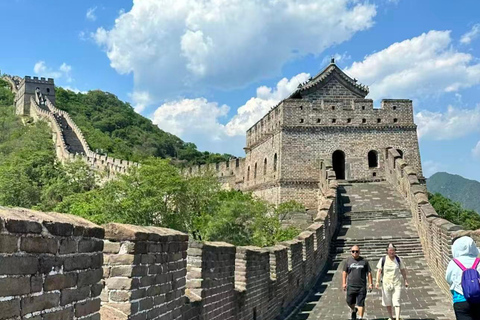All-Inclusive Mutianyu Great Wall Private Tour w/ Dumplings Private transfer with English-speaking driver (no guide)