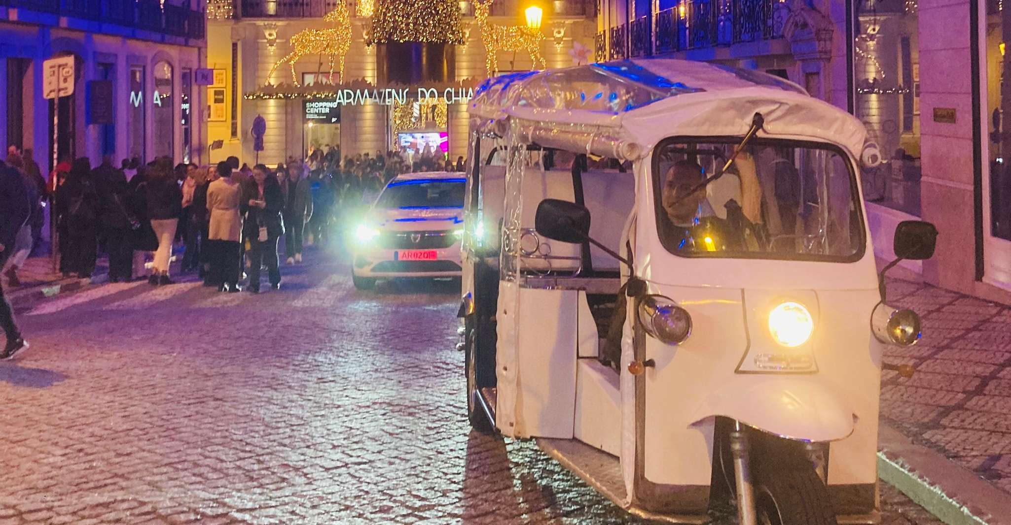 Lizbon, Noel Işıkları Turu Tuk Tuk - Hizvo