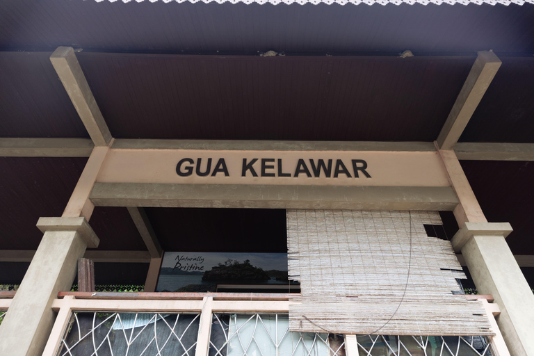 Langkawi Mangrove boottocht op de rivier en privéstrandtourMedium boot (9-12 personen)