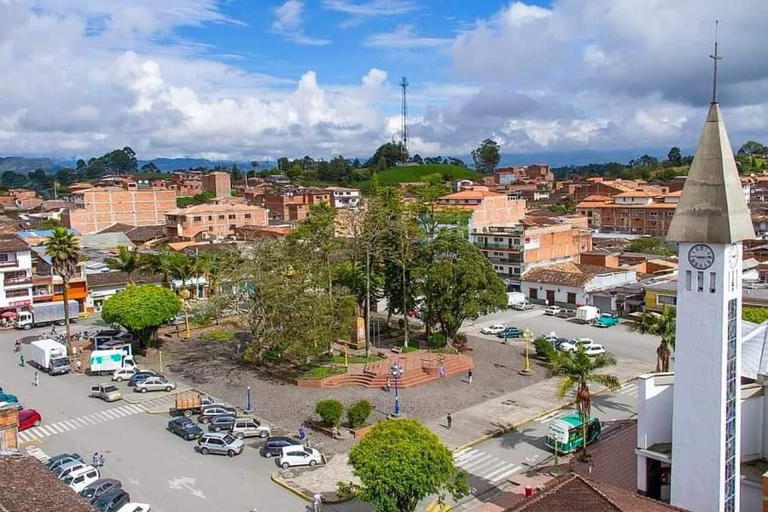 MEDELLIN : VISITE DE EL RETIRO+LA CEJA+SAN ANT PEREIRA+CARMEN VIBORAL+CHUTES D&#039;EAUMEDELLIN : VISITE DE RETIRO+LA CEJA+SAN ANT PEREIRA+CARMEN VIBORAL + CASCADES