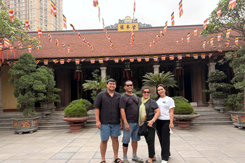 Hanoi: 2-Day Incense Villages & Jeep City Experience