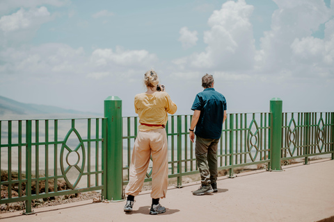 Arusha: Ngorongoro Crater & Tarangire 2-Day Safari Tour