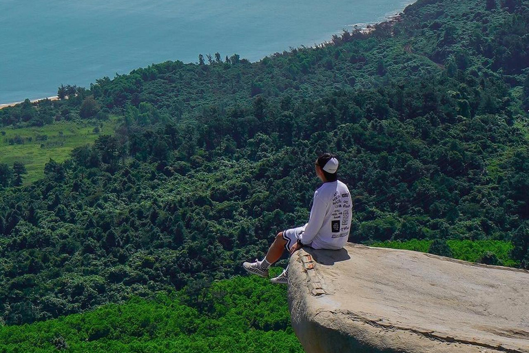 Da Nang: Hai Van Pass Sonnenaufgangstour mit Frühstück und KaffeeMach mit: Englisch